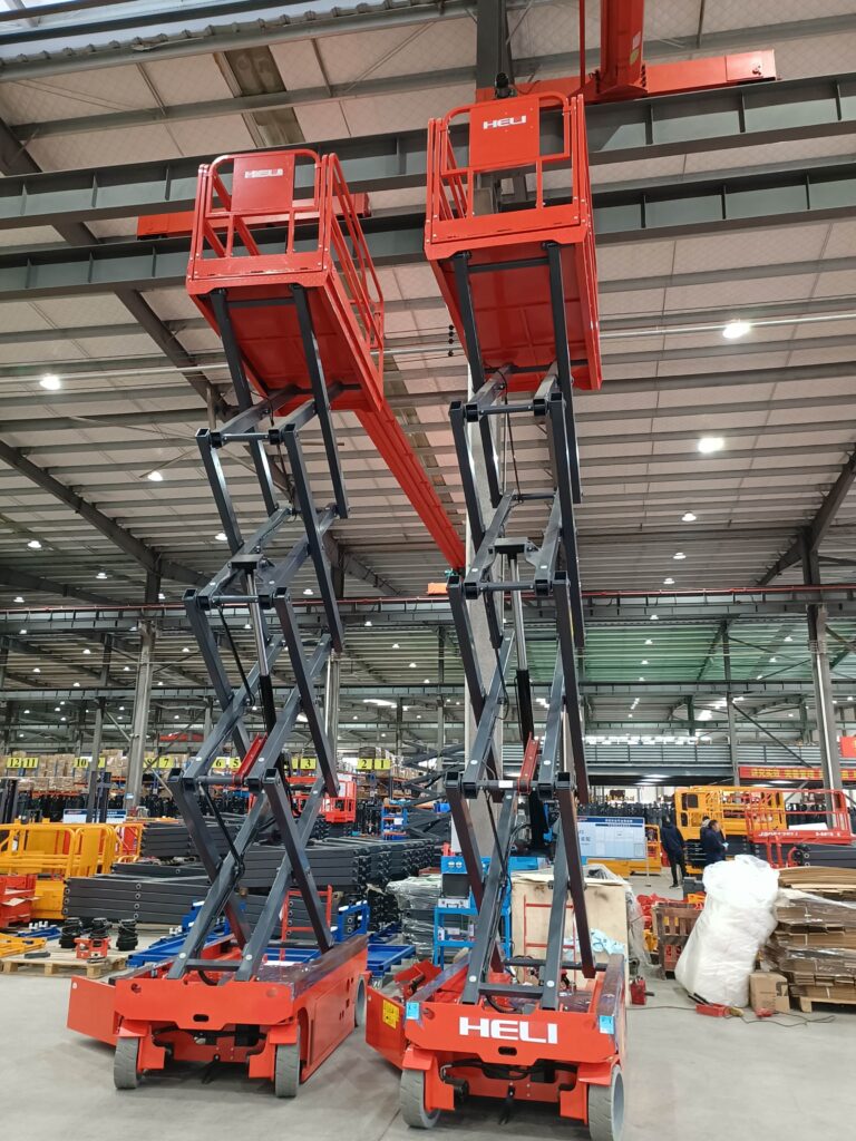 Xe nâng người boomlift Heli
